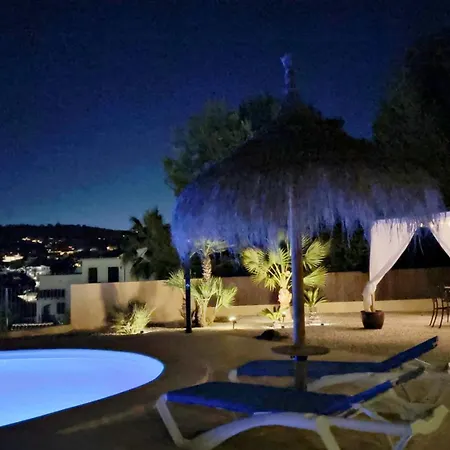 Galicia - Private Pool In Villa